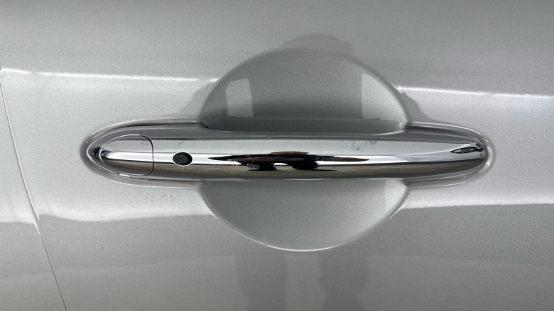 MINI Hatchback 1.5 Cooper Classic 5dr Auto Petrol Hatchback